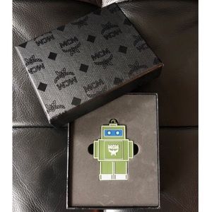 New! MCM USB Stick Robot Keychain
